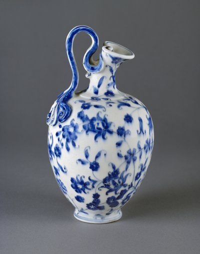 Flasche aus Imitationsporzellan von Medici Porcelain Manufactory